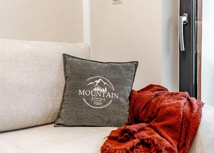 Mountain Harmony Apartment